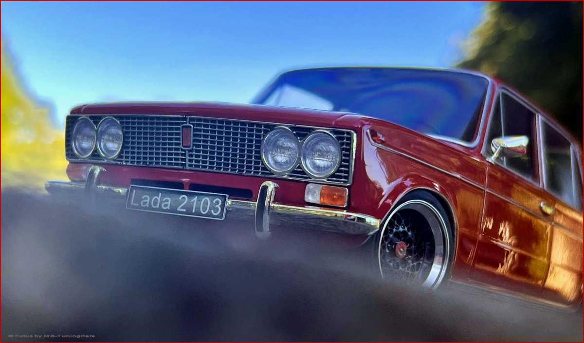 1:18 Lada 2103 / DDR Car - Red.Edition -